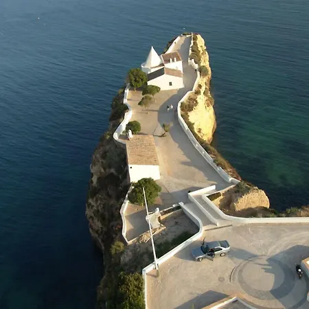 Quinta Figueirinhas & Quintinha Village 3*