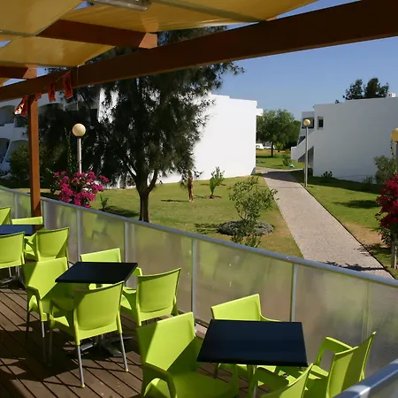 Quinta Figueirinhas & Quintinha Village 3*