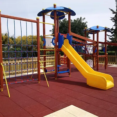 Quinta Figueirinhas & Quintinha Village 3*