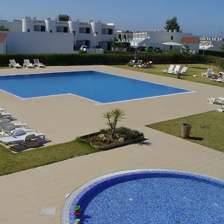 Quinta Figueirinhas & Quintinha Village Ξενοδοχείο με διαμερίσματα Porches (Algarve)