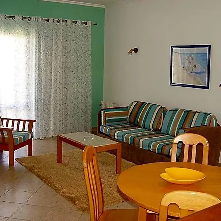 Quinta Figueirinhas & Quintinha Village 3*