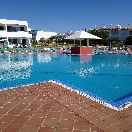 Quinta Figueirinhas & Quintinha Village Apart-hotel