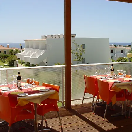 Апарт-отель Quinta Figueirinhas & Quintinha Village 3*