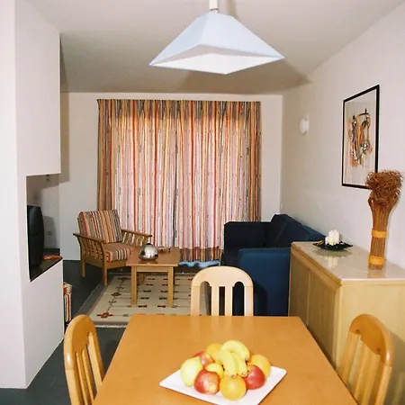 Quinta Figueirinhas & Quintinha Village Apart Otel