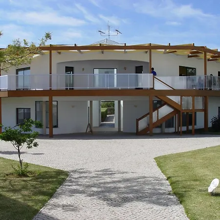Quinta Figueirinhas & Quintinha Village 3* Porches (Algarve)