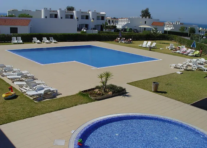Quinta Figueirinhas & Quintinha Village Apart Otel Porches (Algarve)